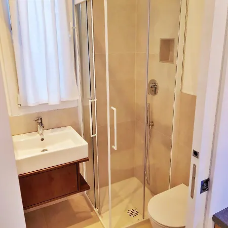 Apartment Incantevole In Piazza Todaro